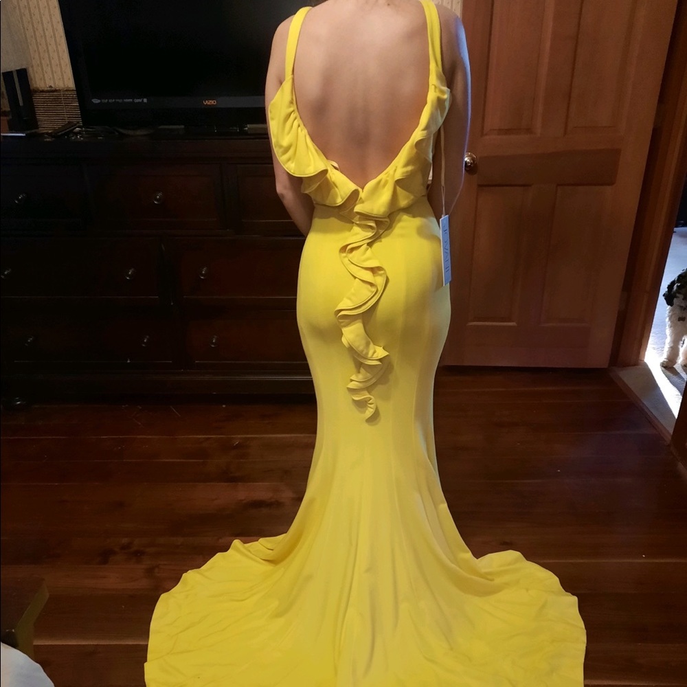 prom dress!! jovani, never worn. still has price tag
